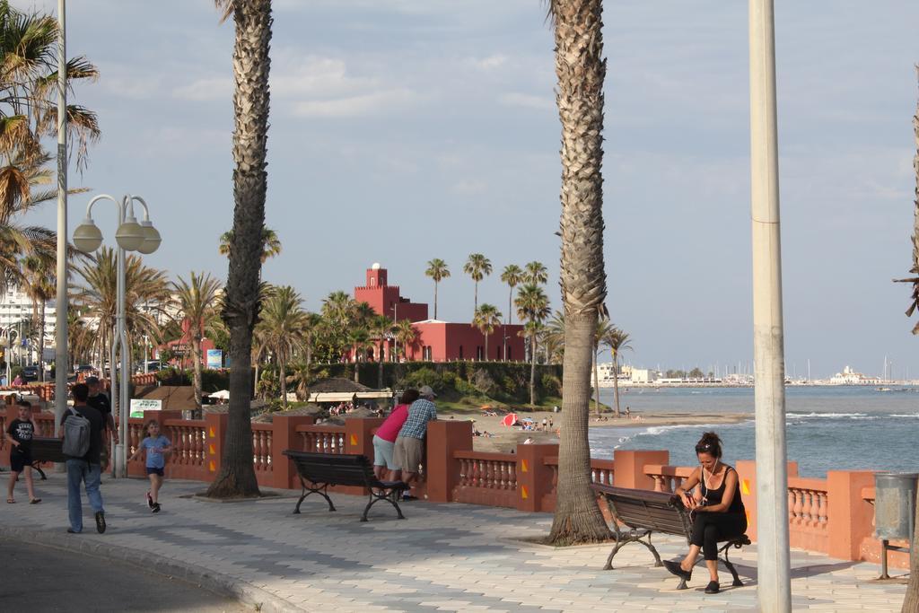 Apartamento Turistico Pueblo Evita Apartment Benalmádena Exterior foto